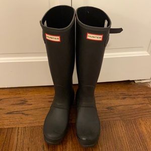 Dark Navy Hunter Boots (only worn twice!)